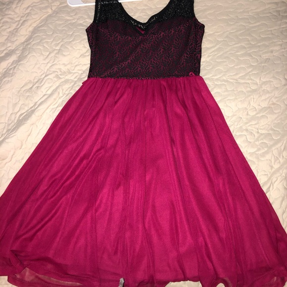 Dress - Picture 5 of 5